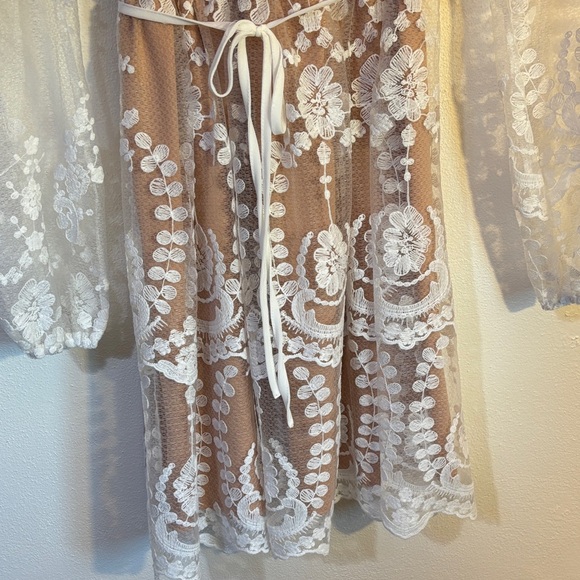 Boohoo White Lace and Tan plunge skater dress size 10 sheer - Picture 3 of 6